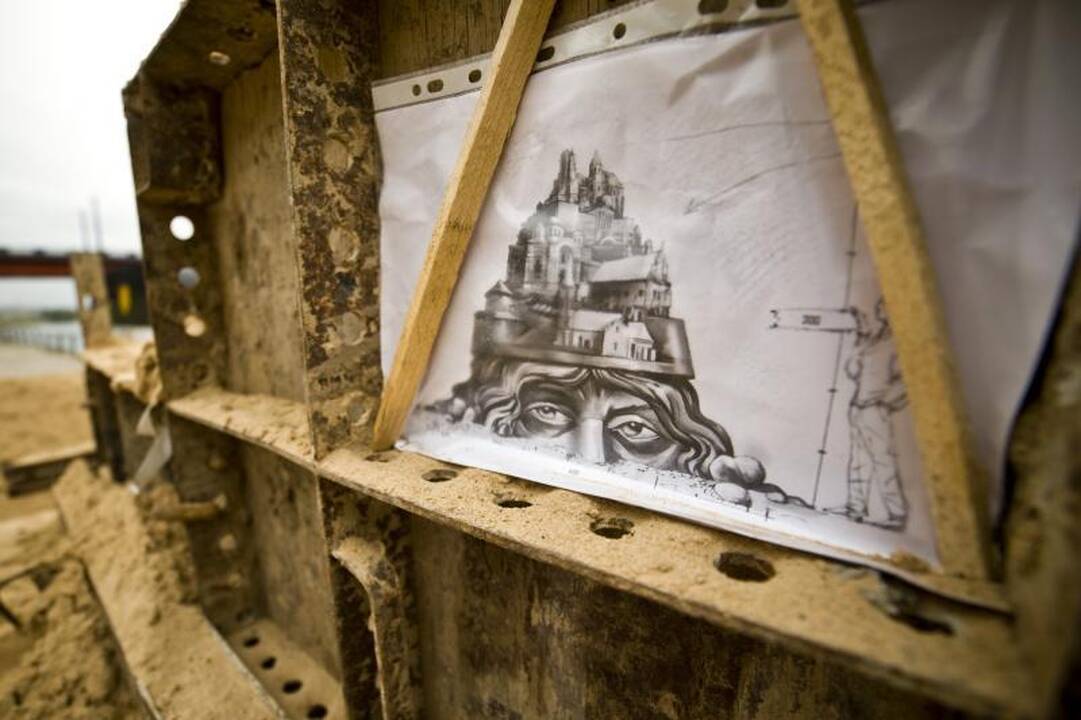 Hanzos šventė artėja: krantinėje kyla įspūdinga smėlio skulptūra