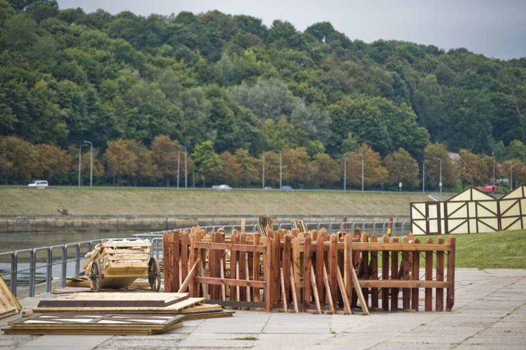Hanzos šventė artėja: krantinėje kyla įspūdinga smėlio skulptūra