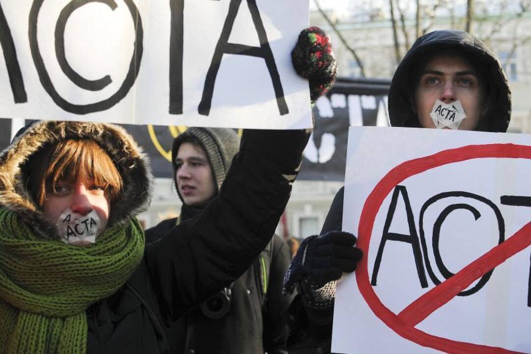 Protestuojančius prieš ACTA palaiko sostinės meras A.Zuokas