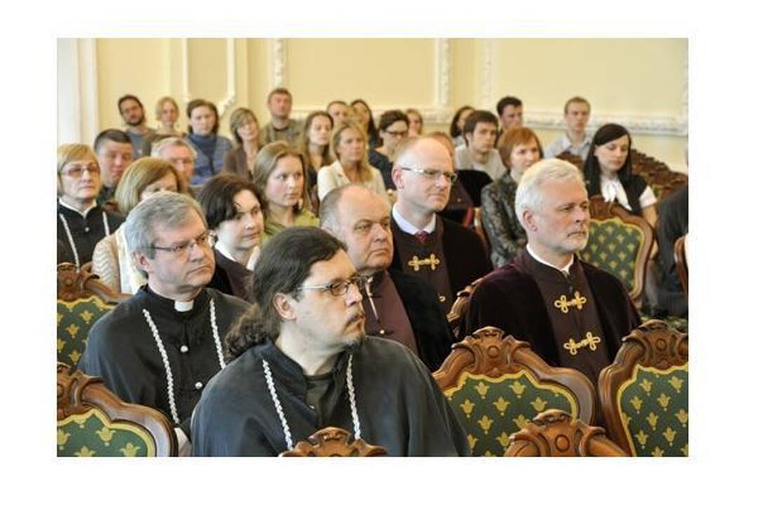 B.Galdikas: norime padėti lietuvių studentams išvykti į Indoneziją