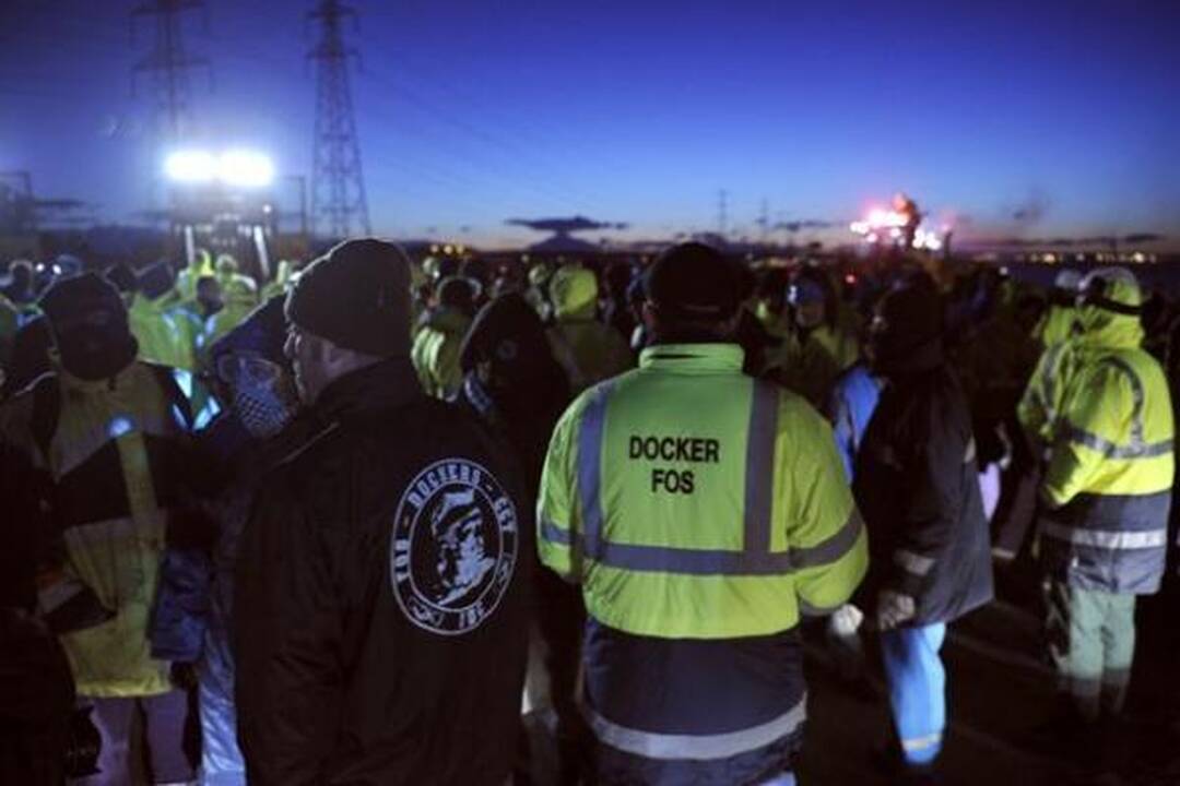 Prancūzija: antradienį - studentų streikas, ketvirtadienį - dar vienas masinis protestas