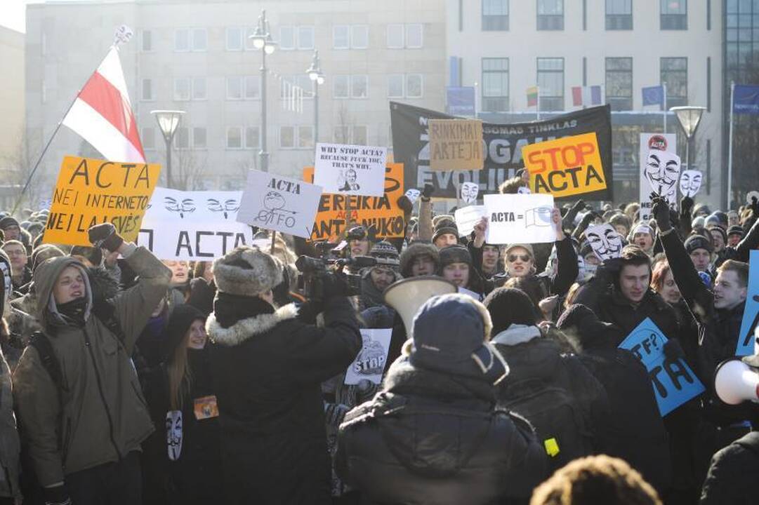 Protestuojančius prieš ACTA palaiko sostinės meras A.Zuokas