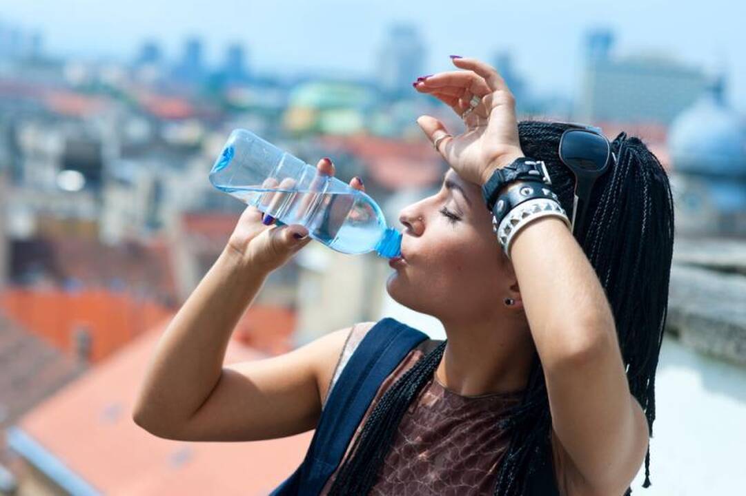 Oras kais iki 33 laipsnių           karščio