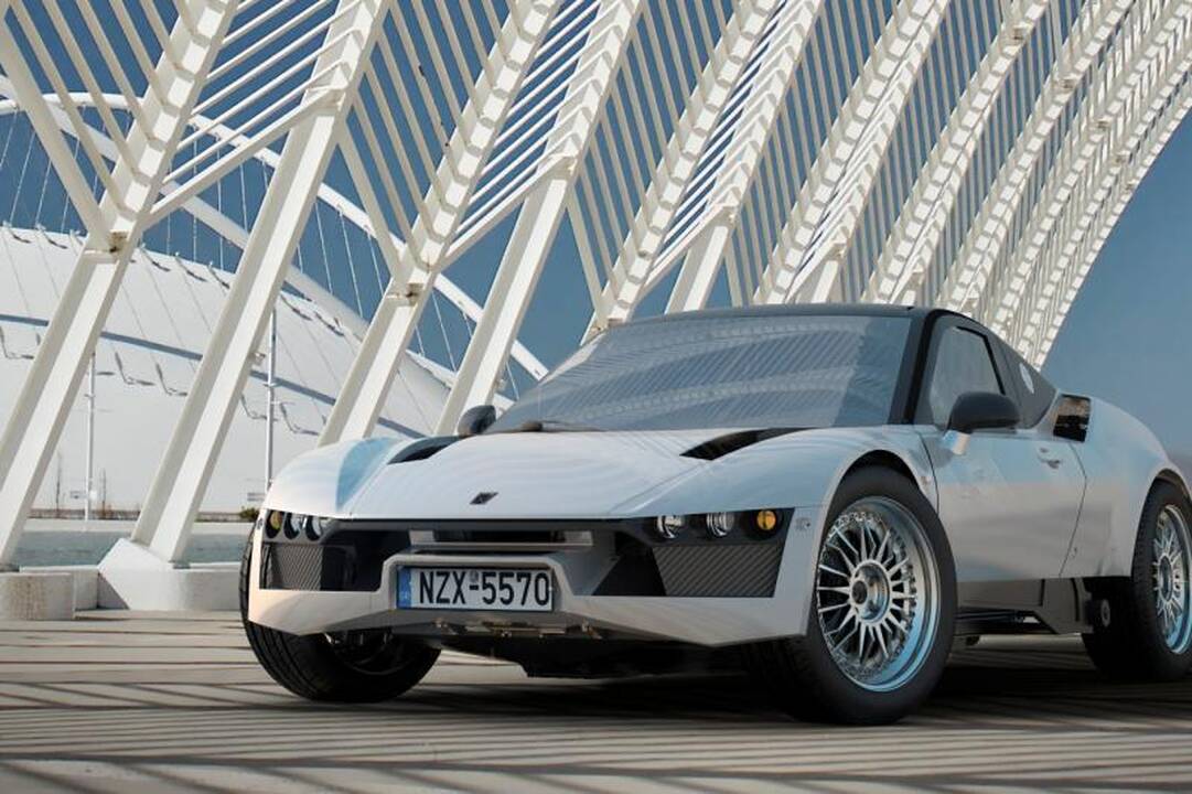 Prieš jus - graikiškas superautomobilis (va tau ir krizė)