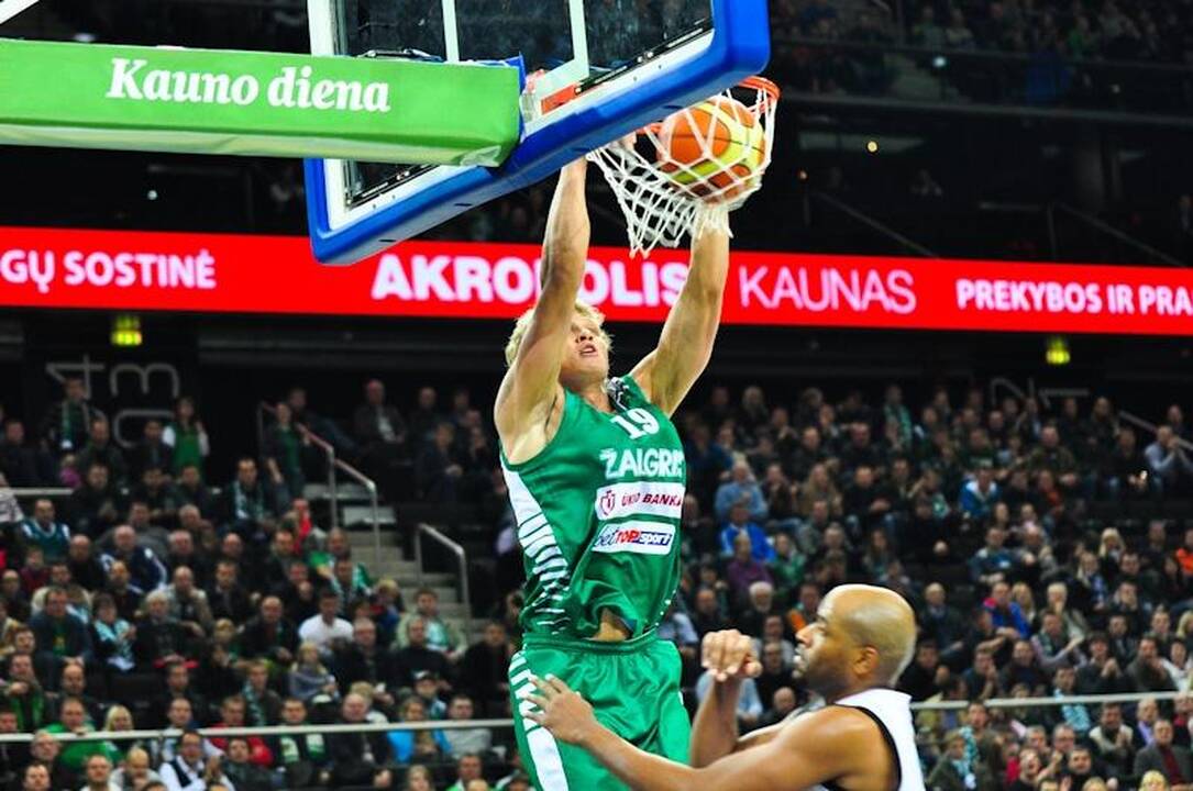 Pirmosiose rungtynėse naujoje arenoje „Žalgiris“ iškovojo pergalę