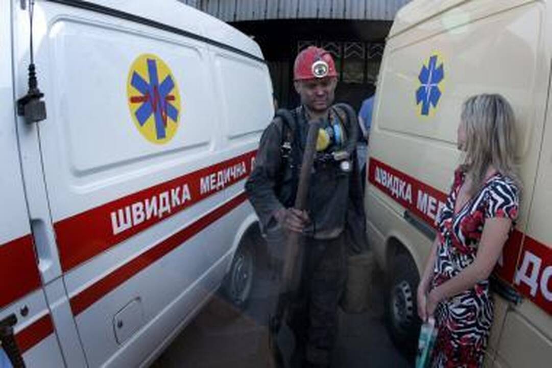 Ukrainoje išgelbėtas kalnakasys išbuvęs šachtoje tris paras 