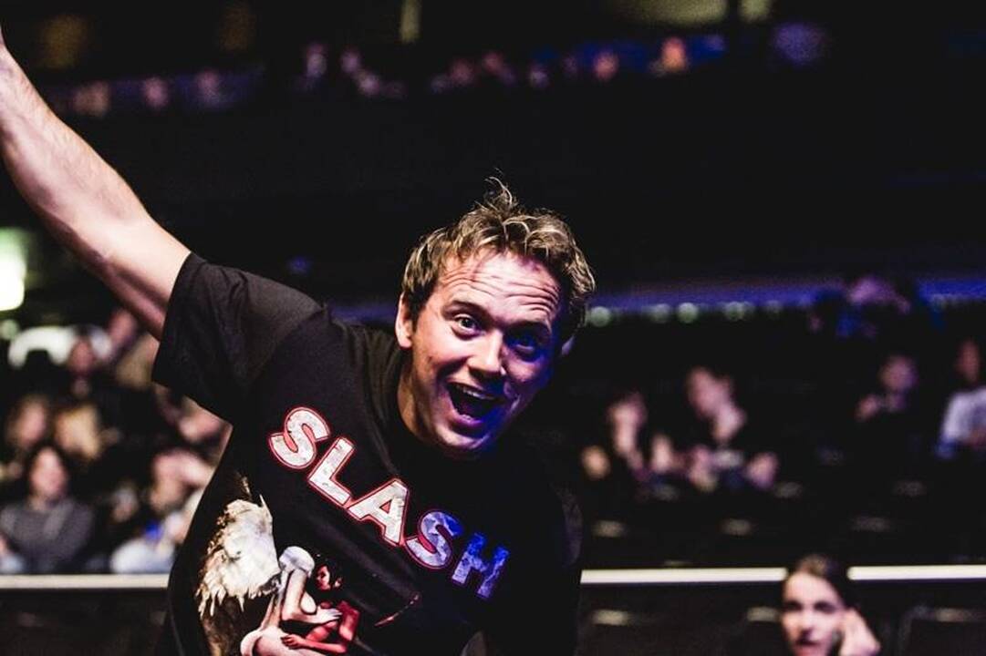 „Žalgirio“ areną drebino skrybėlėtas scenos chuliganas 