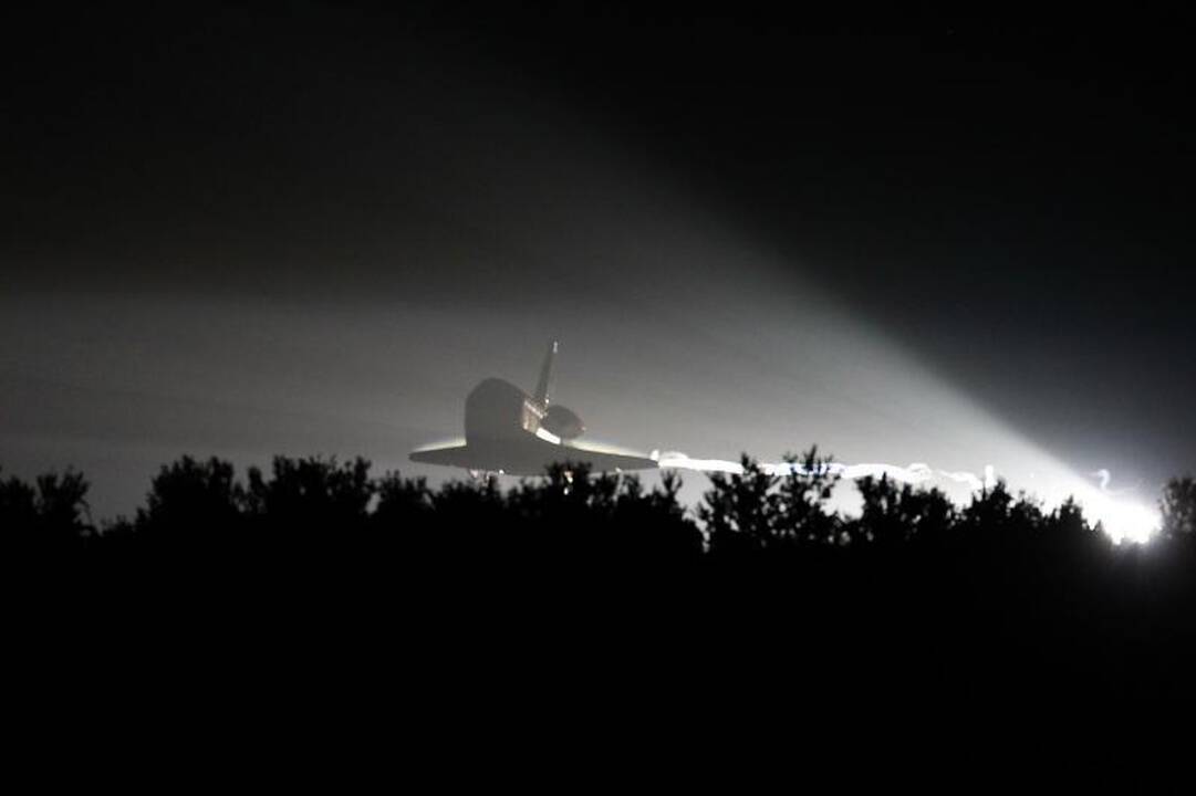 "Endeavour" baigė savo paskutinę misiją (foto)