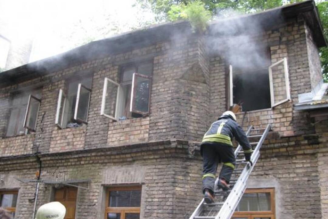 Sostinės senamiestyje degė butas