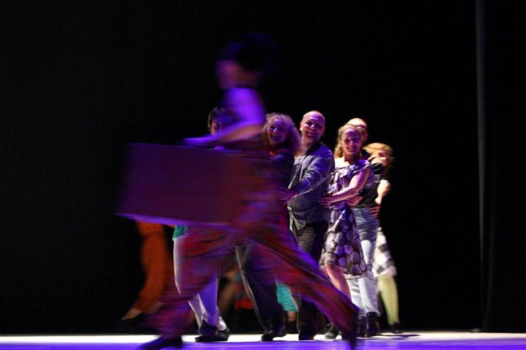 Šokio teatrui „Aura“ – 30              metų