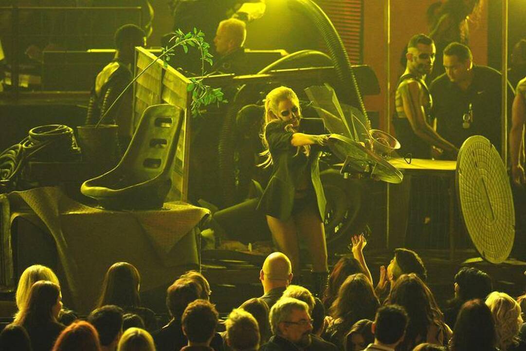 Kanye Westas gavo daugiausia „Grammy“ nominacijų