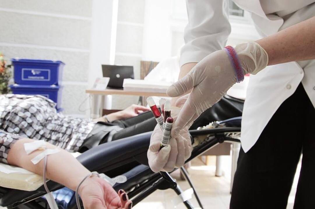 Pavasaris praretino kraujo donorų gretas