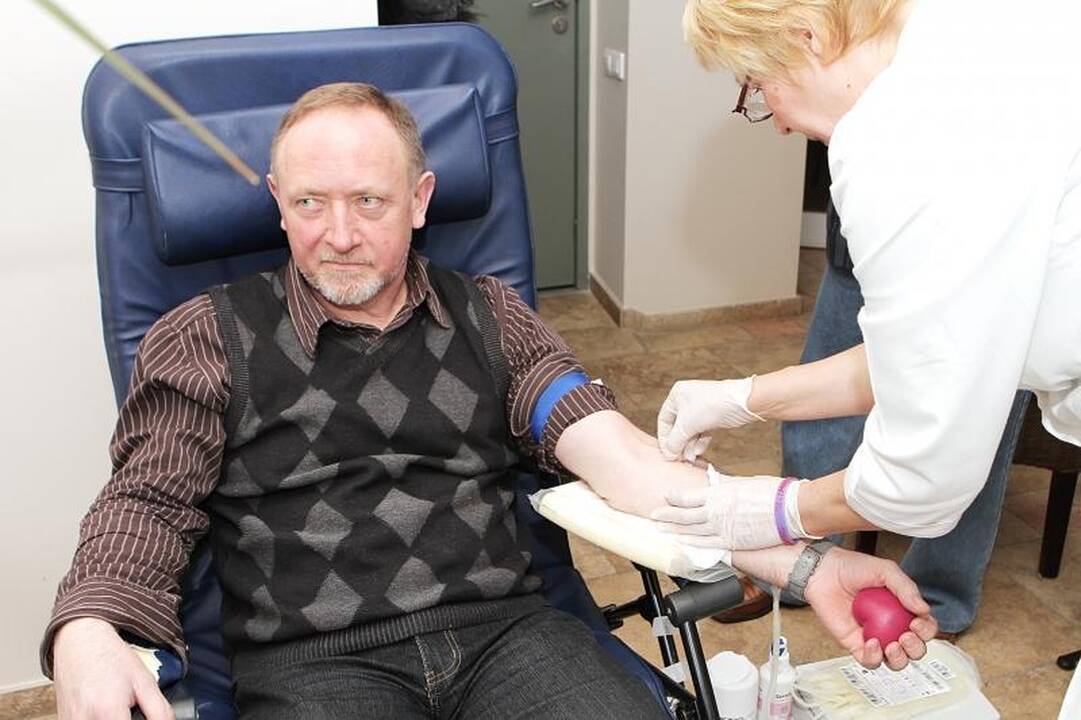 Pavasaris praretino kraujo donorų gretas