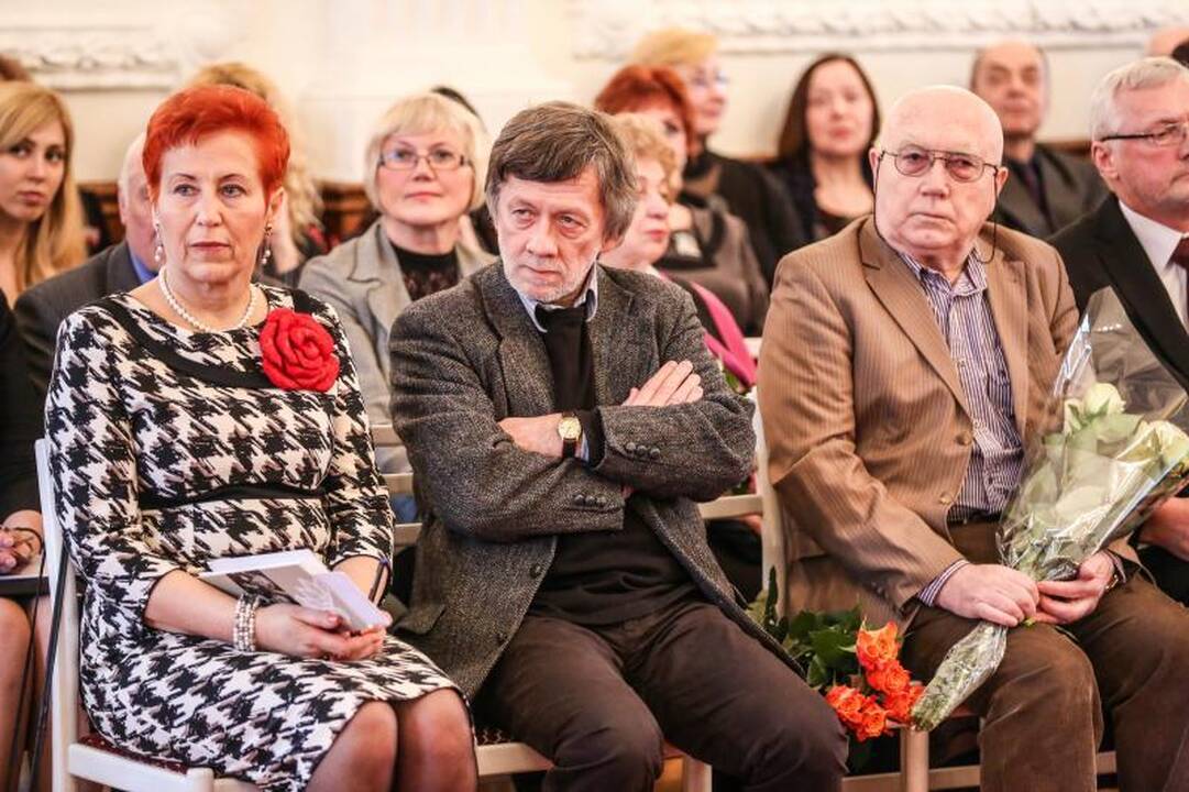Knyga apie Maironį A. Ruseckaitei pelnė B. Brazdžionio premiją