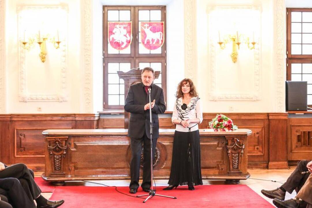Knyga apie Maironį A. Ruseckaitei pelnė B. Brazdžionio premiją