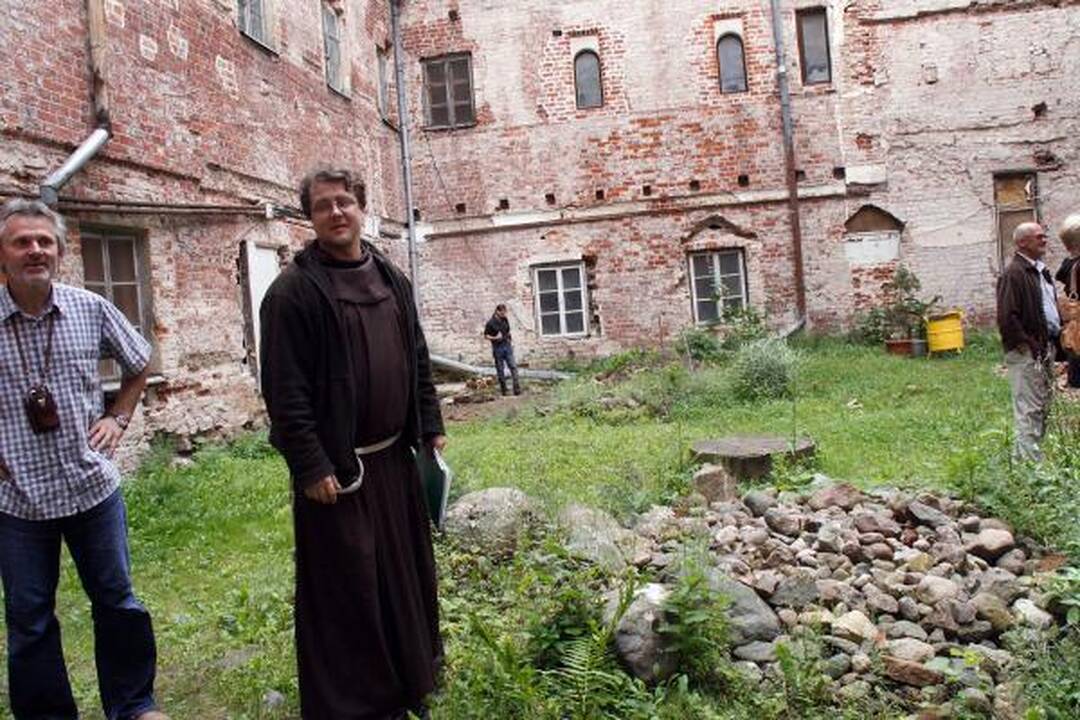 Po rekonstrukcijos Bernardinų vienuolyne įsikurs svečių namai