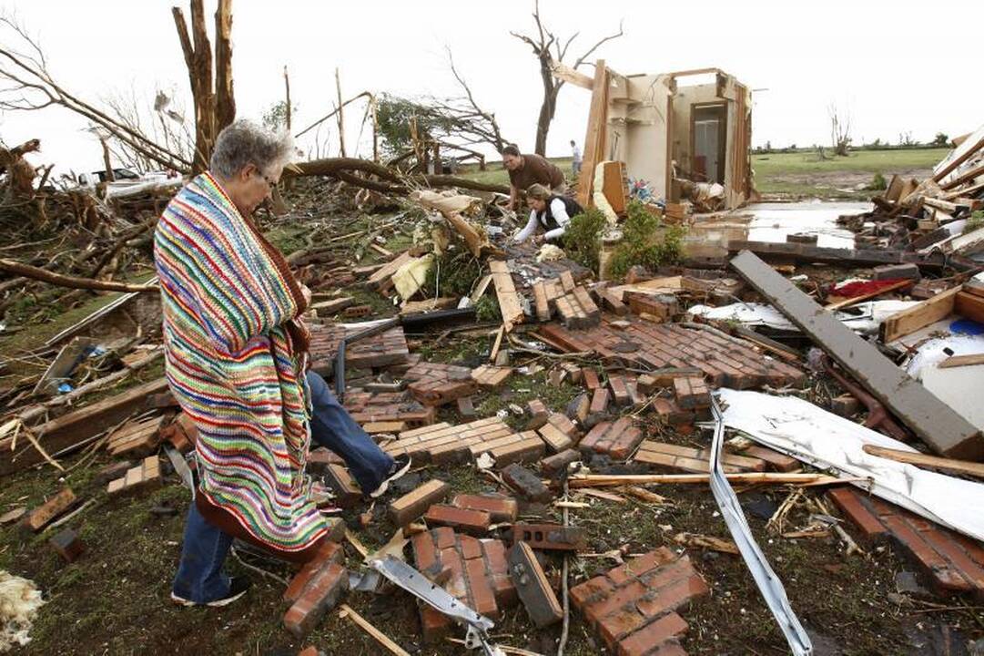 Oklahomoje ir Kanzase tornadai ir audros nusinešė septynias gyvybes