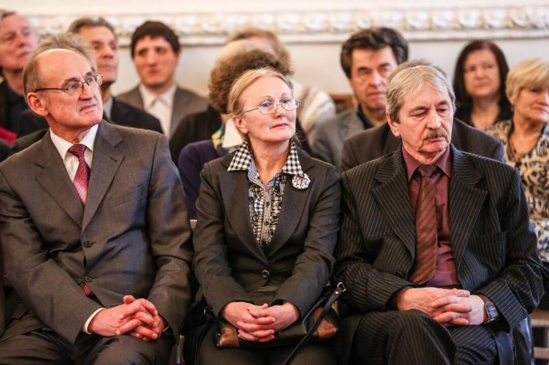 Knyga apie Maironį A. Ruseckaitei pelnė B. Brazdžionio premiją