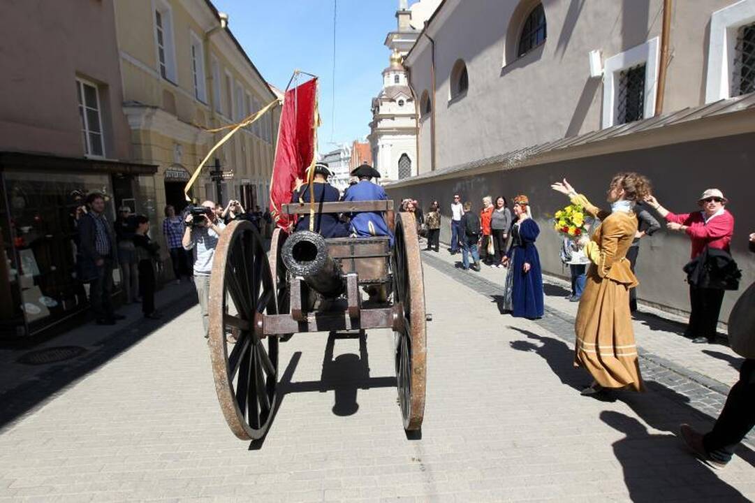 Vilniuje iškilmingai sutiktas Napoleonas Bonapartas