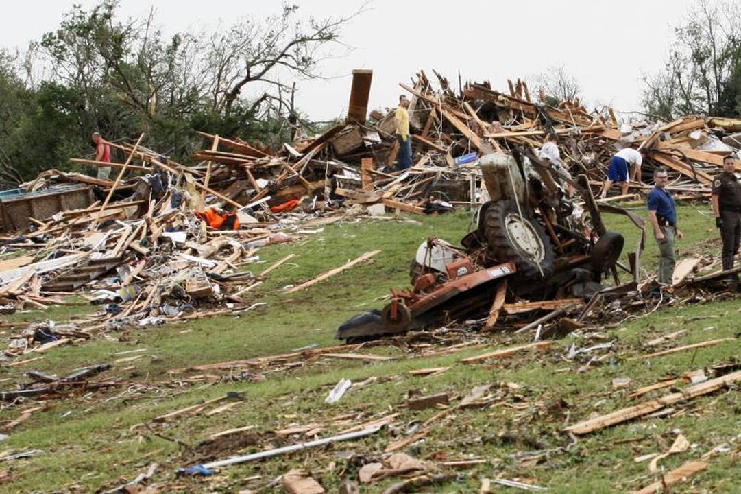 Oklahomoje ir Kanzase tornadai ir audros nusinešė septynias gyvybes