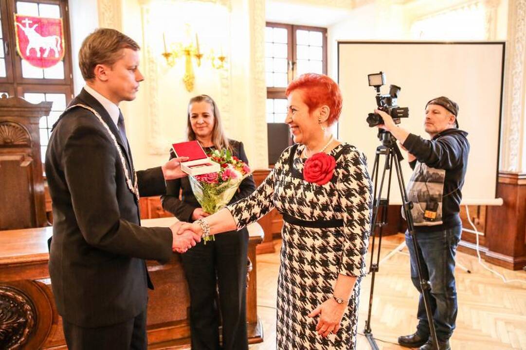Knyga apie Maironį A. Ruseckaitei pelnė B. Brazdžionio premiją