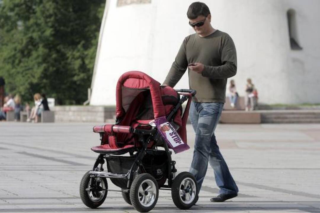 Tarptautinė vaikų gynimo diena – su violetiniu atspalviu