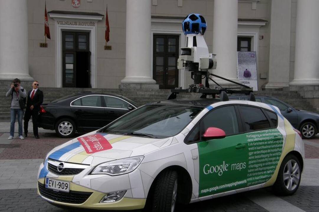 „Google“ automobiliai į šalies gatves išriedės penktadienį