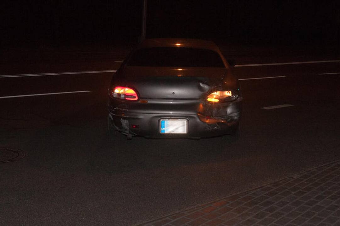 Automobilio statymo naktį atbulai ypatumai