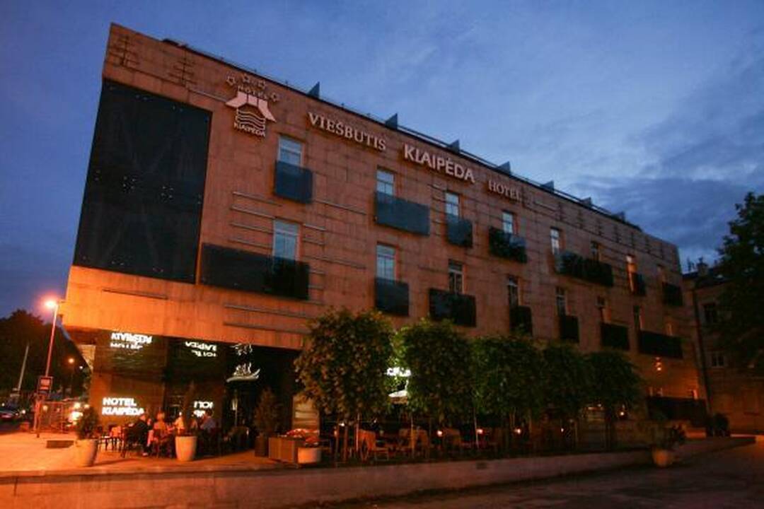 Viešbučiai ir restoranai tęs protestus