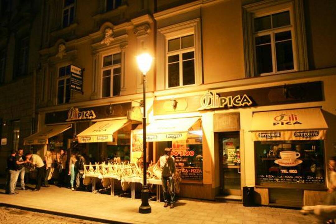 Viešbučiai ir restoranai tęs protestus