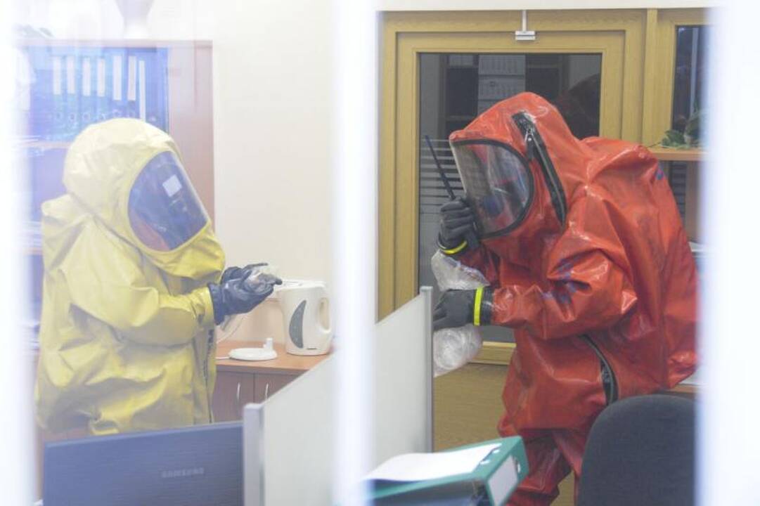 Vilniaus centre rastas vokas su neaiškaus turinio medžiaga