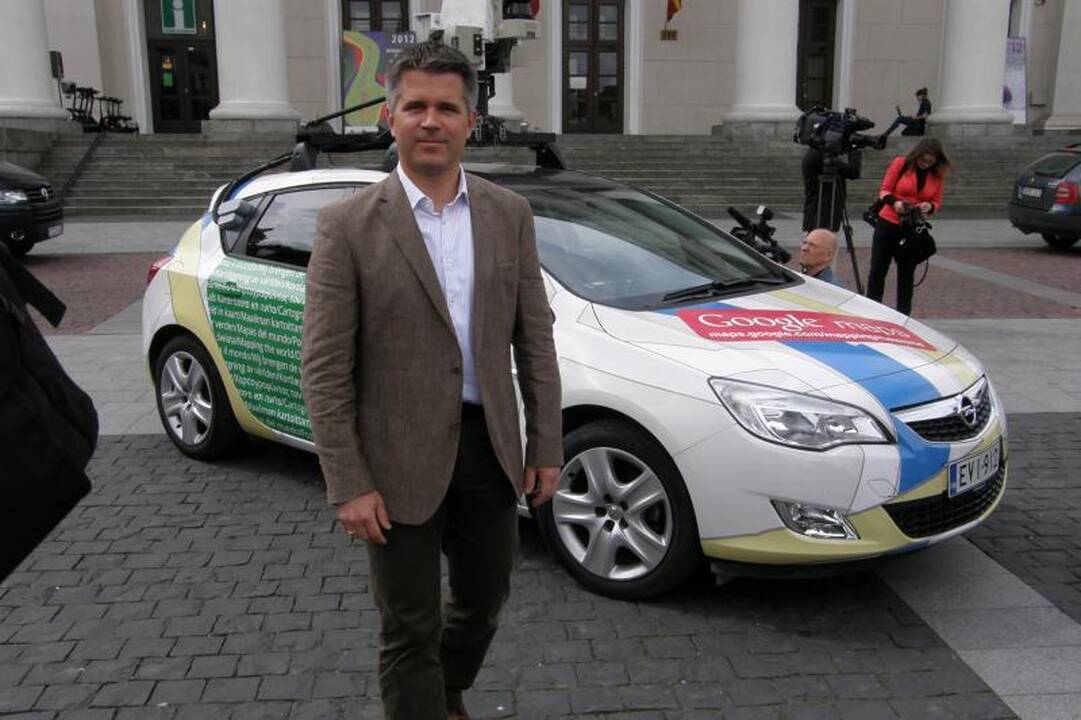 „Google“ automobiliai į šalies gatves išriedės penktadienį