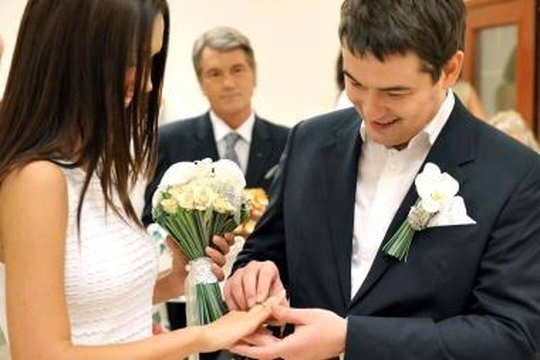 V.Juščenkos sūnus vedė žinomos televizijos vedėjos seserį