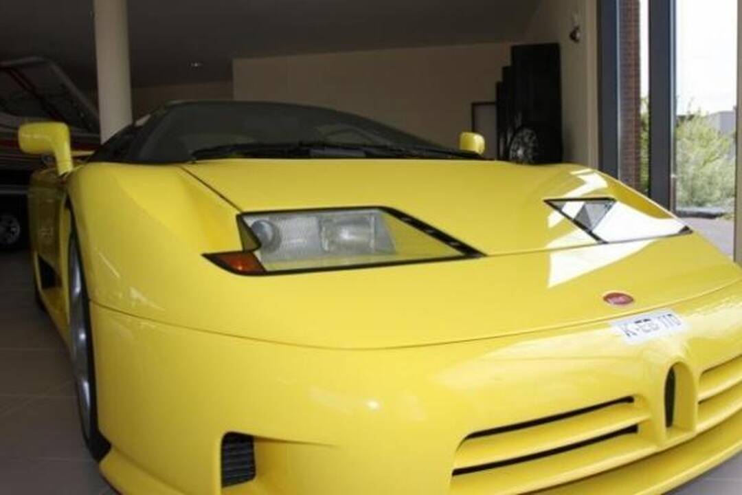 M. Schumacherio „Bugatti“ – aukcione