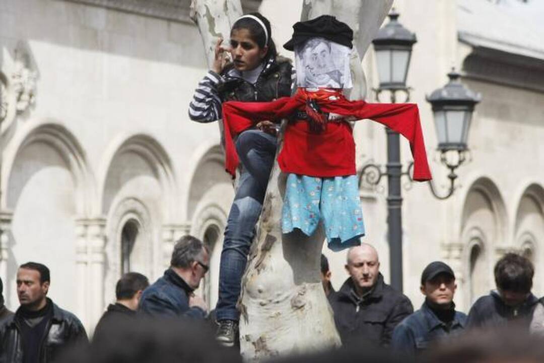 Gruzijoje vyksta masiniai protestai (papildyta)