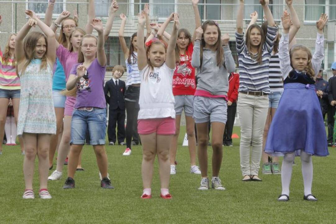 Fabijoniškėse vartus atvėrė naujas futbolo stadionas