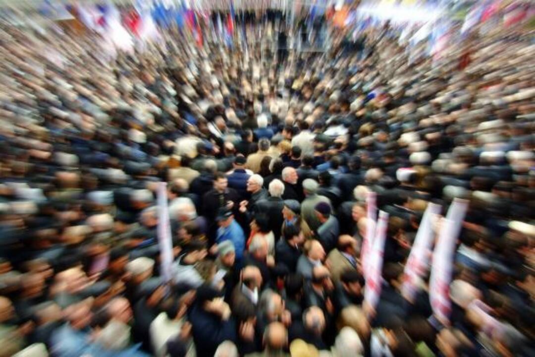 Gruzijoje vyksta masiniai protestai (papildyta)