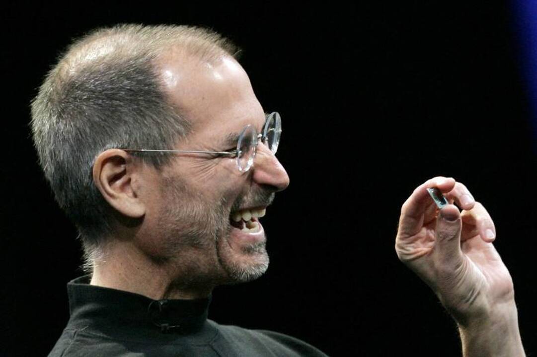 Apie Steve'ą Jobsą: B.Obama, B.Gatesas, M.Zuckerbergas