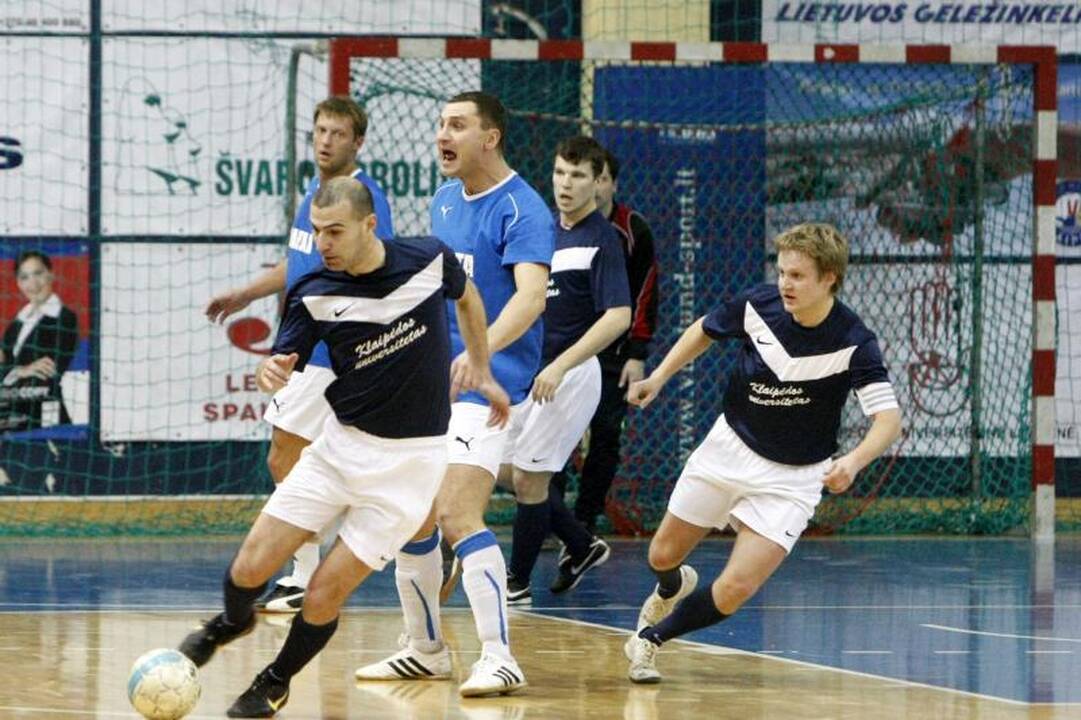 Klaipėdos salės futbolo čempionai paaiškėjo tik po baudinių 
