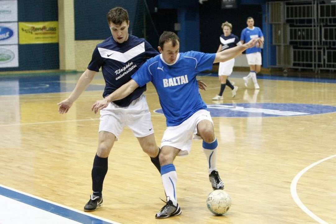 Klaipėdos salės futbolo čempionai paaiškėjo tik po baudinių 