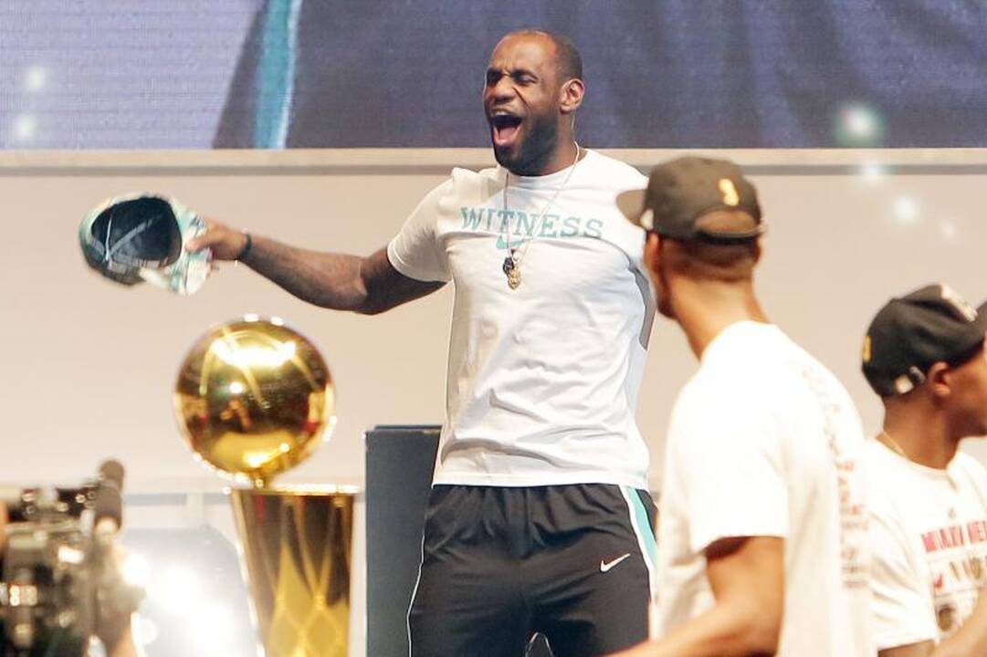 „Heat“ NBA čempionų titulą „aplaistė“ su bene puse milijono fanų