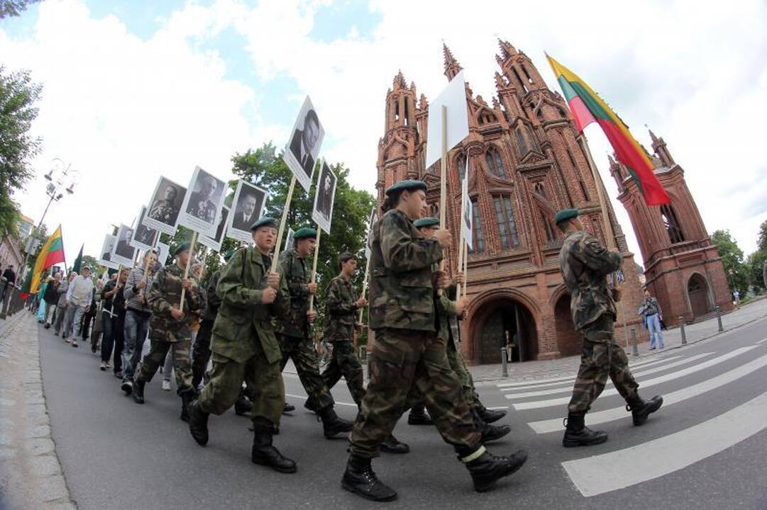Birželio sukilimo metinių eitynės praėjo be incidentų