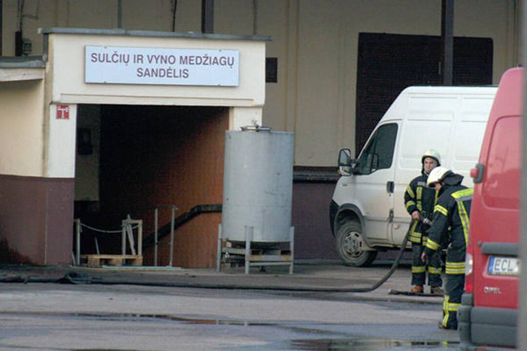 Bendrovėje „Vilniaus degtinė“ griaudėjo sprogimai