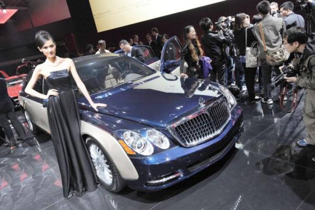 Pekino automobilių paroda: beveik nepasikeitęs „Maybach“ 