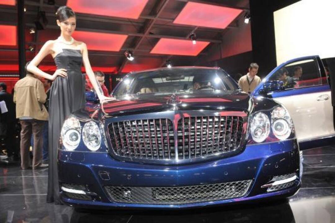 Pekino automobilių paroda: beveik nepasikeitęs „Maybach“ 