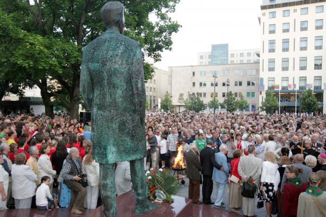 Pasaulyje suskambo Lietuvos himnas (papildyta)