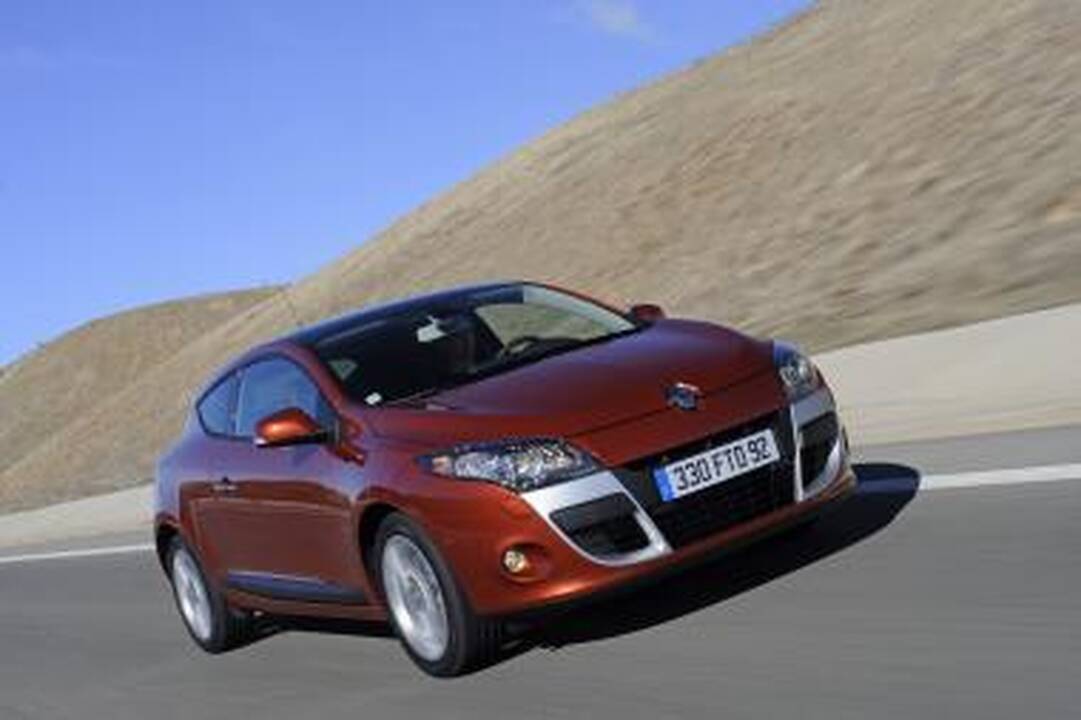 "Renault" ruošiasi gaminti mažą krosoverį