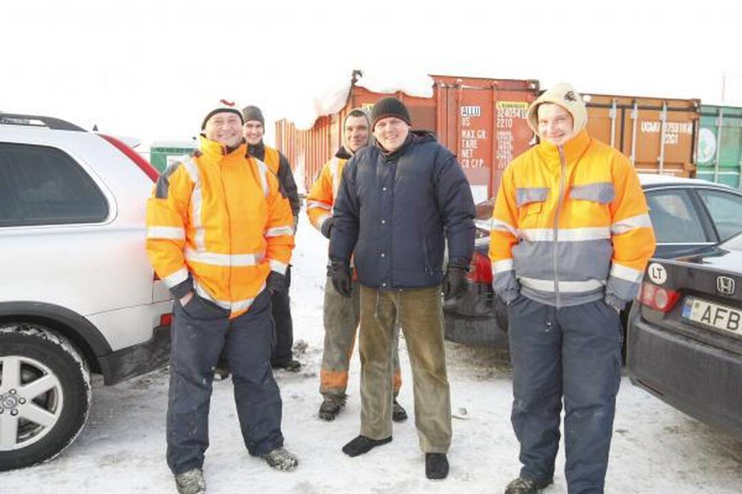 Jakų žiede atidaryta rekordinė estakada mažins spūstis