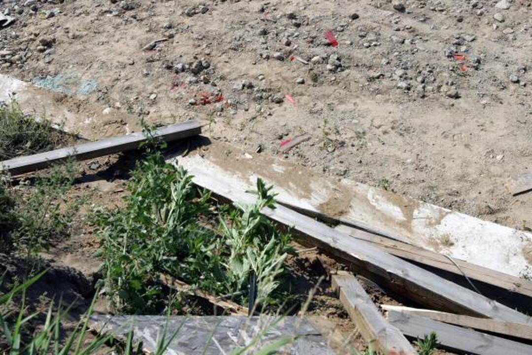 Jaunų vilniečių naktinis pasilakstymas baigėsi statybos aikštelėje