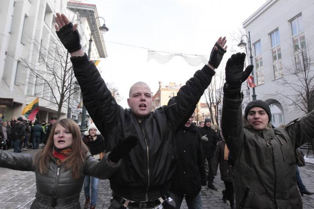 Uždraustoje eisenoje Vilniuje - tūkstančiai nacionalistų